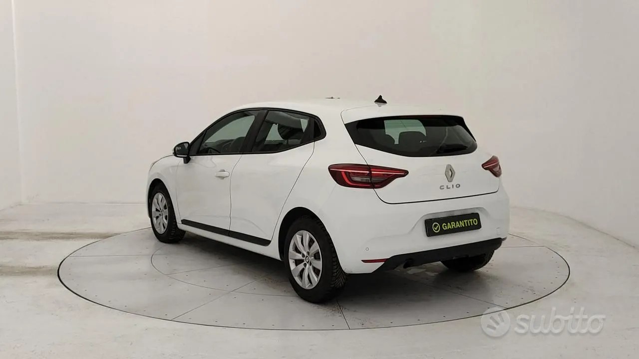 Renault Clio 2021 photo 3