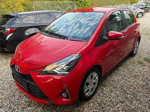 Toyota Yaris 2019 photo 2