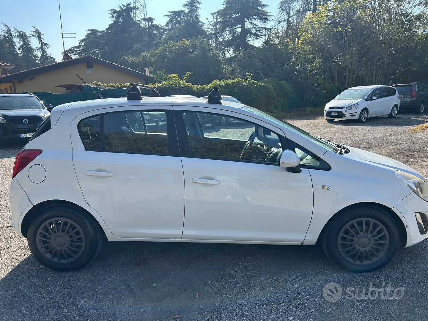 Opel Corsa 2012 photo 2