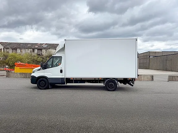 Iveco Daily 2019 photo 2