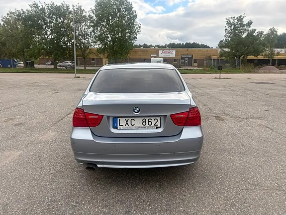 BMW 320D 2012 photo 3