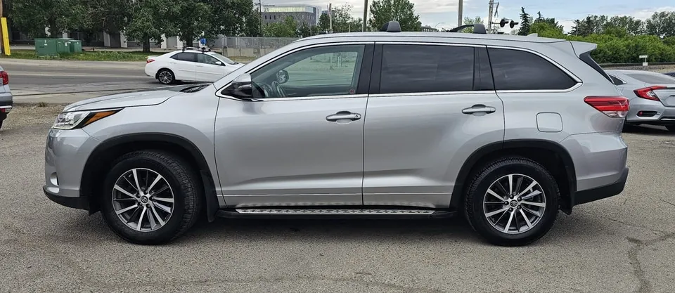 Toyota Highlander 2017 photo 3