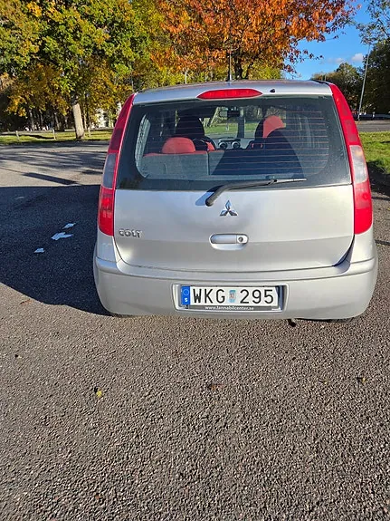 Mitsubishi Colt 2005 photo 4