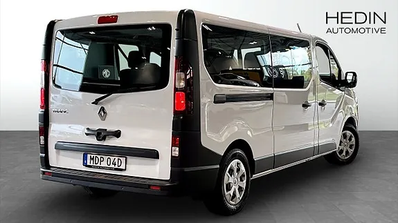 Renault Trafic 2024 photo 2