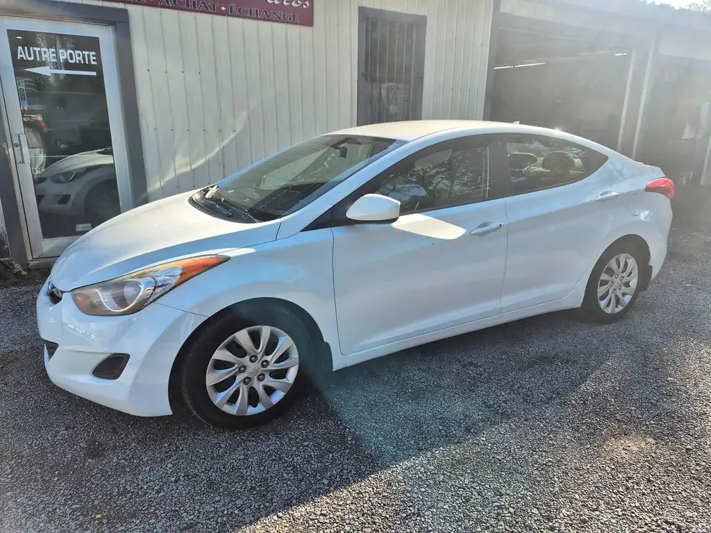 Hyundai Elantra 2013 photo 4