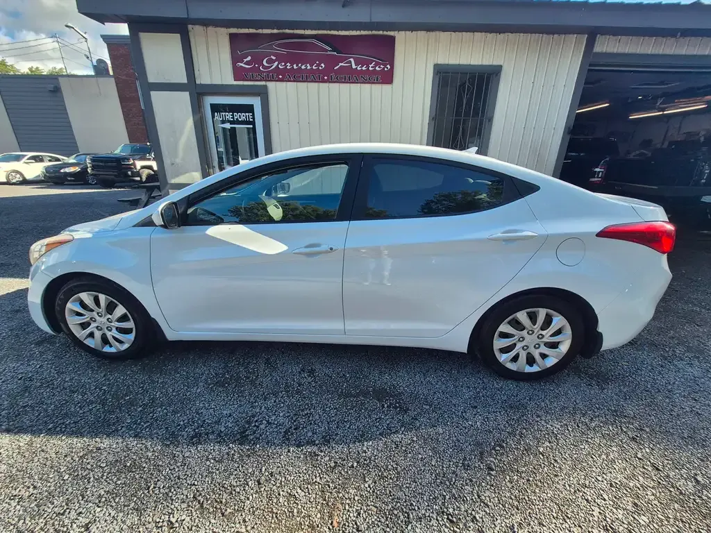 Hyundai Elantra 2013 photo 5
