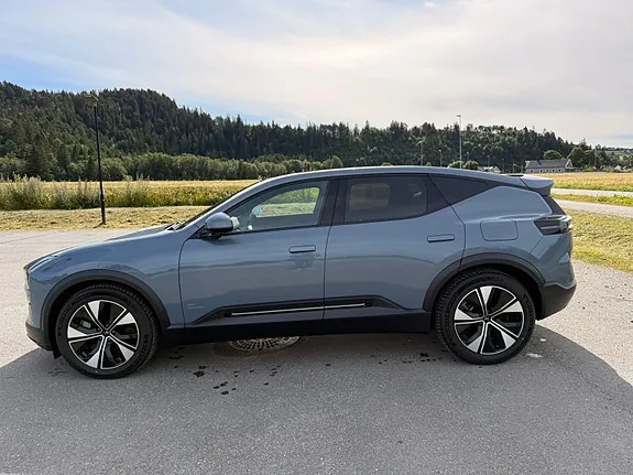 Polestar 3 2025 photo 2