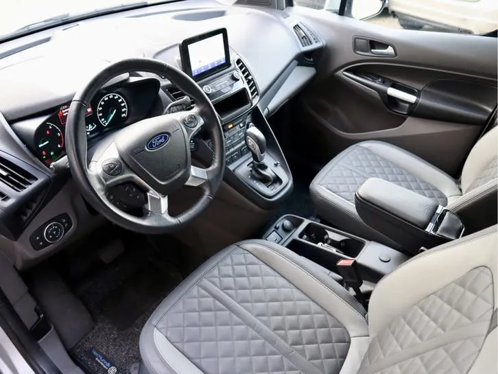Ford Transit Connect 2024 photo 2