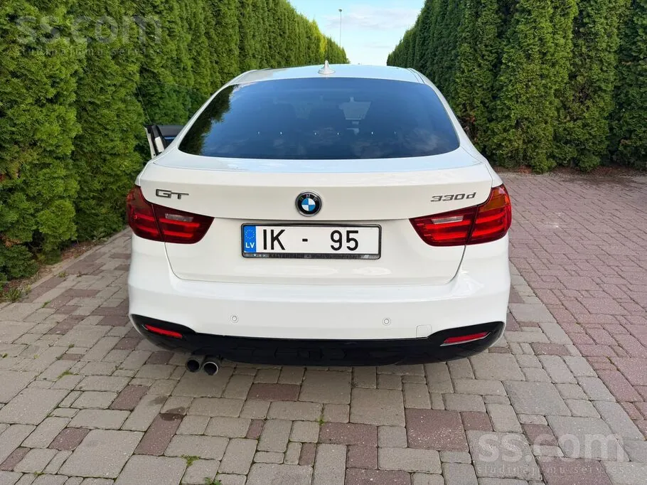BMW 330 2015 photo 5