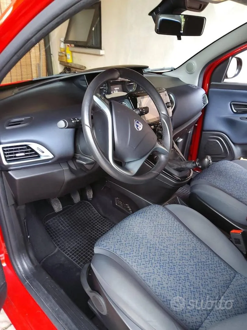Lancia Ypsilon 2023 photo 3