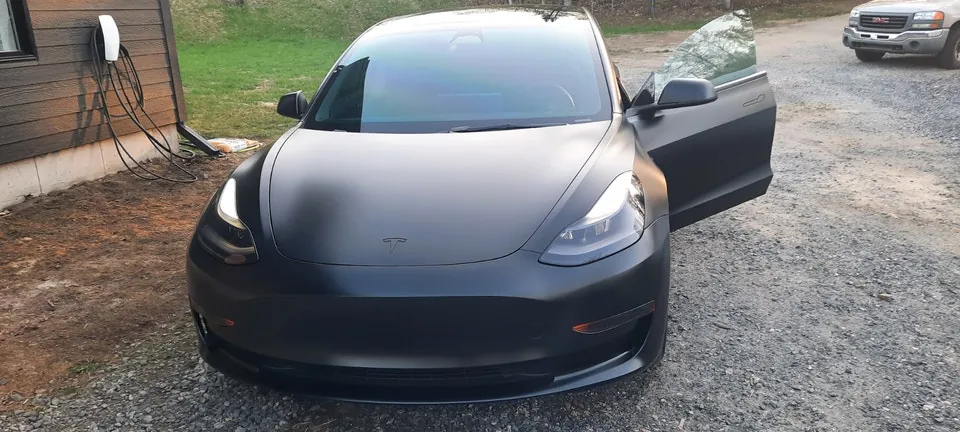 Tesla Model 3 2023 photo 3