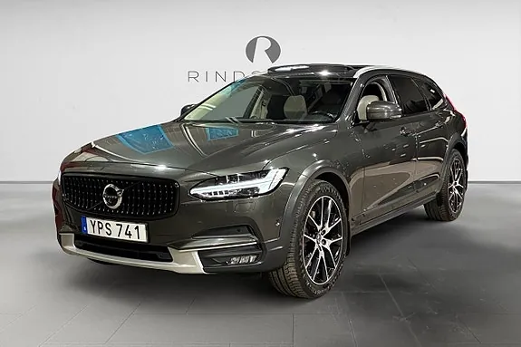 Volvo V90 Cross Country