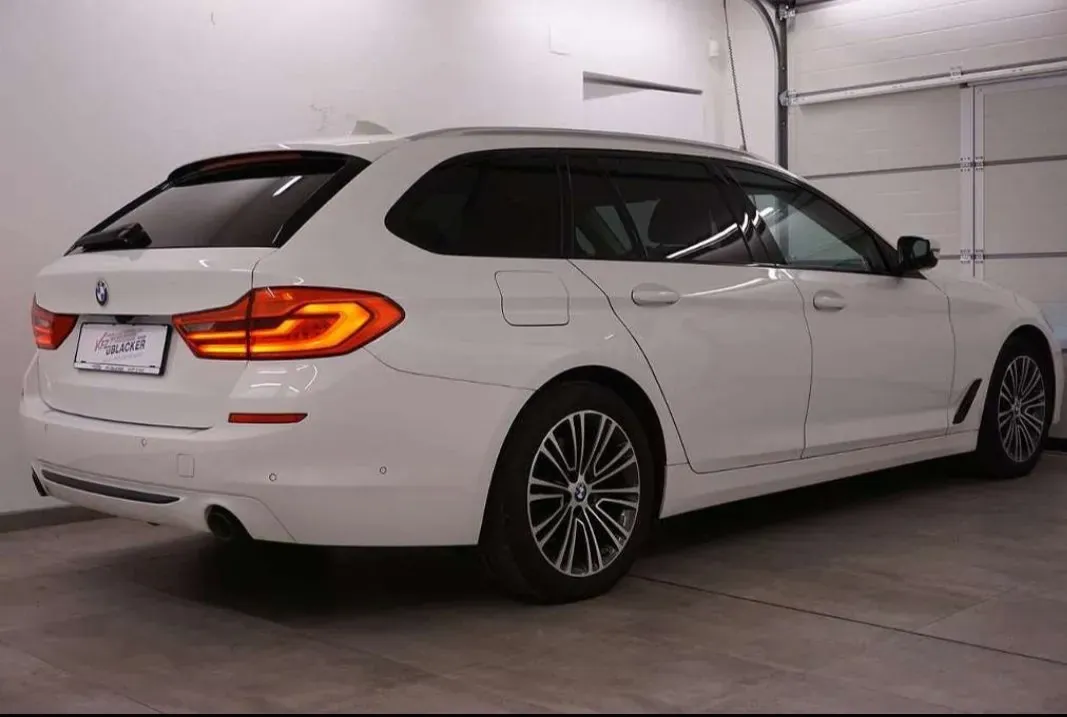 BMW 5 Series 2019 photo 3