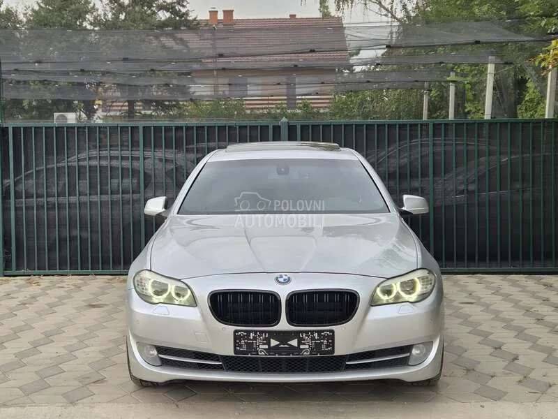 BMW 520 2011 photo 2