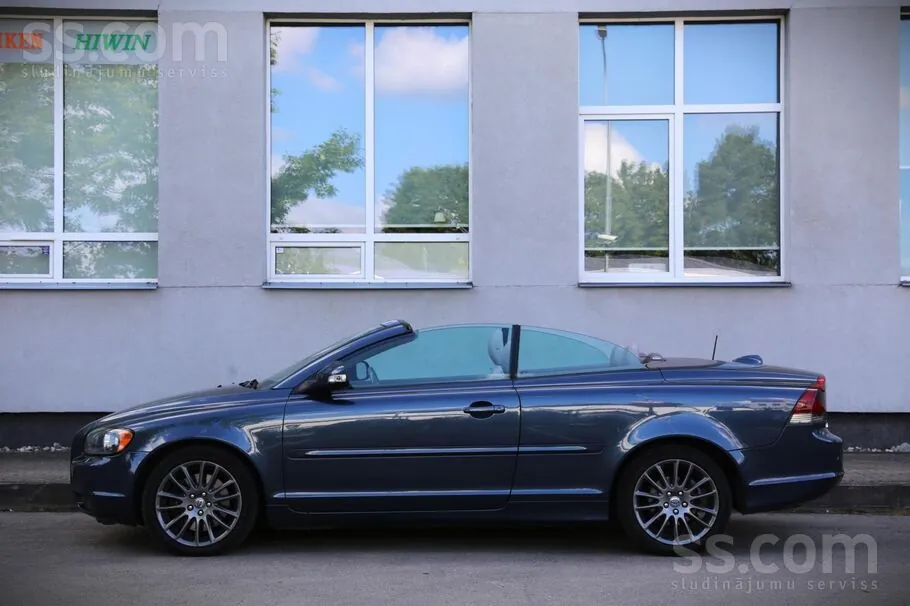 Volvo C70 2009 photo 2