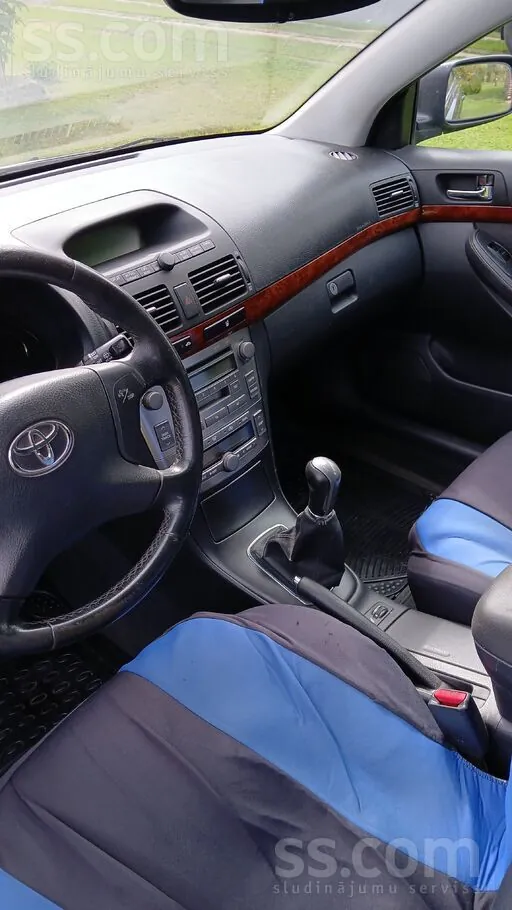 Toyota Avensis 2005 photo 4