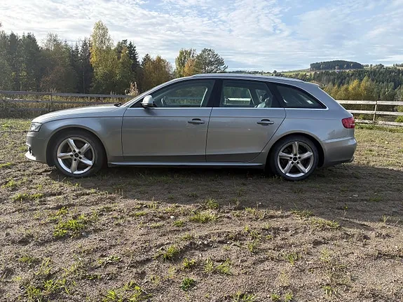 Audi A4 2009 photo 3