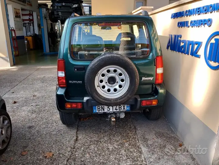 Suzuki Jimny 2000 photo 3