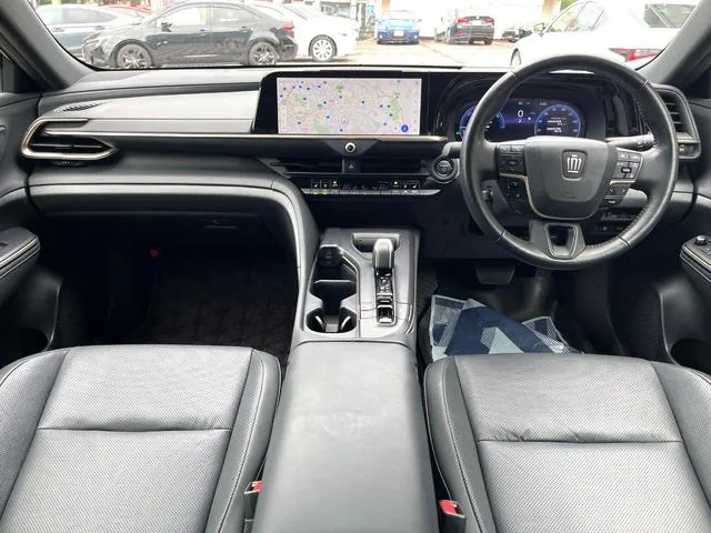 Toyota Crown Crossover 2023 photo 2