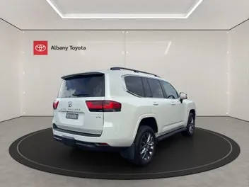 Toyota Land Cruiser 2024 photo 4