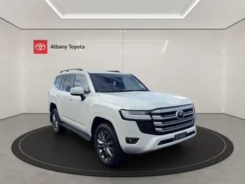 Toyota Land Cruiser 2024 photo 2