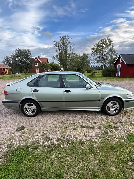 Saab 9-3 2002 photo 3