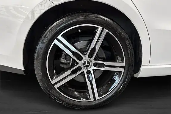 Mercedes-Benz Cla 200 2023 photo 5