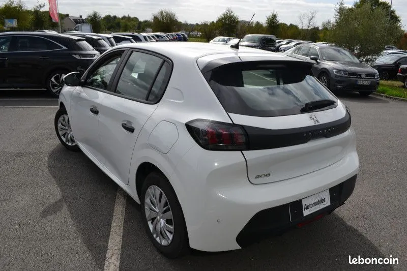 Peugeot 208 2022 photo 5