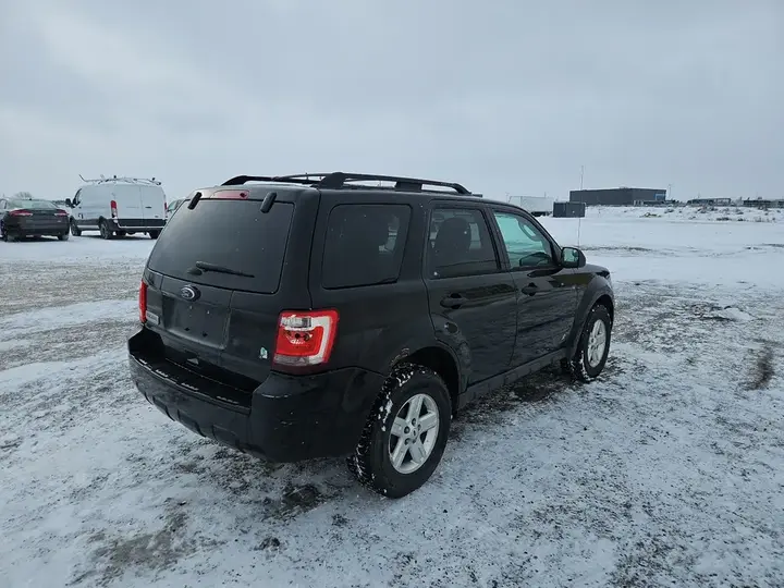Ford Escape 2012 photo 3