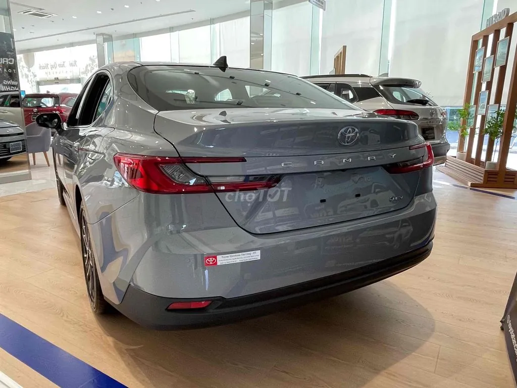 Toyota Camry 2026 photo 4