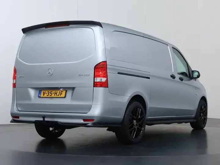 Mercedes-Benz Vito 2024 photo 2