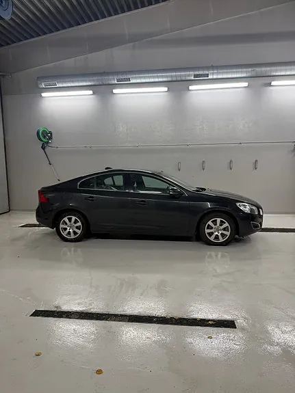 Volvo S60 2011 photo 4