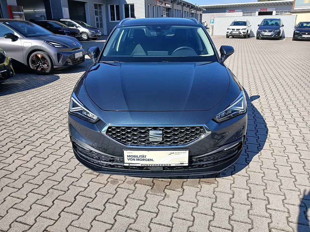 Seat Leon 2022 photo 2