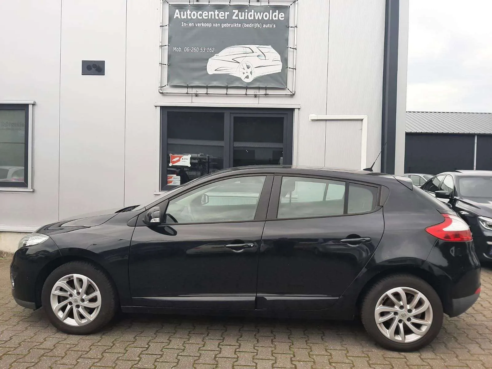 Renault Megane 2013 photo 2