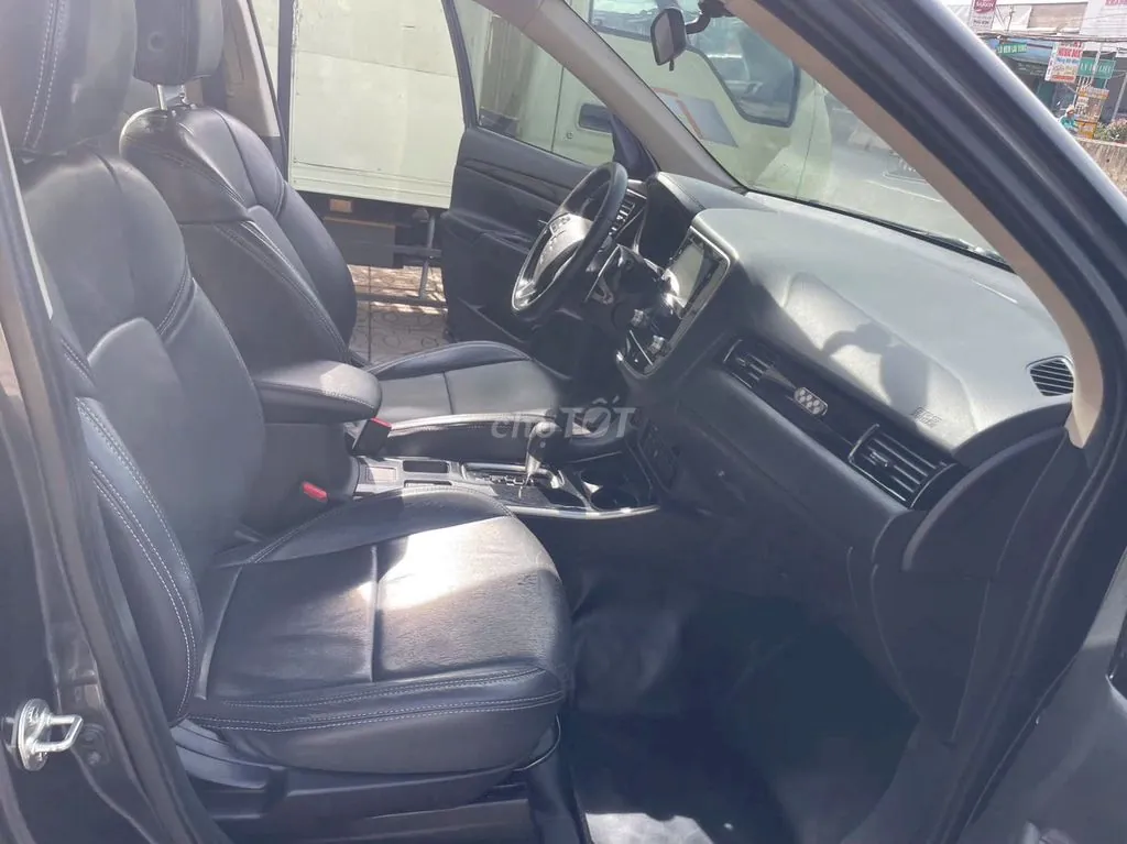 Mitsubishi Outlander 2020 photo 5