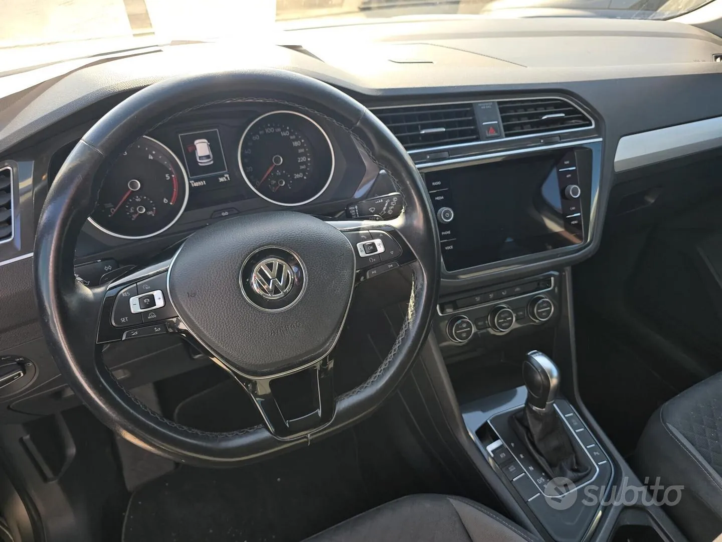 Volkswagen Tiguan 2018 photo 3