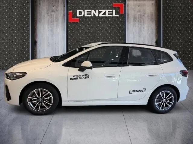 BMW 2 Series 2026 photo 2
