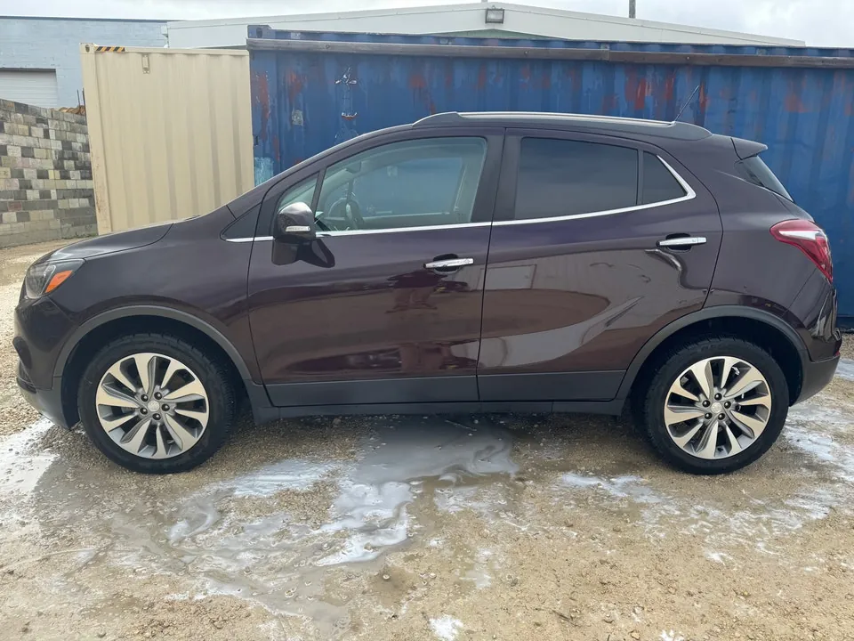 Buick Encore 2017 photo 2