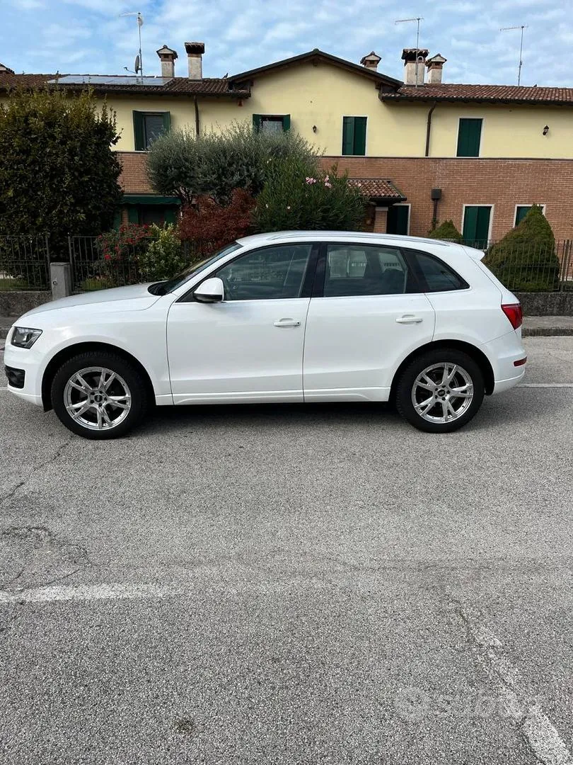 Audi Q5 2011 photo 3