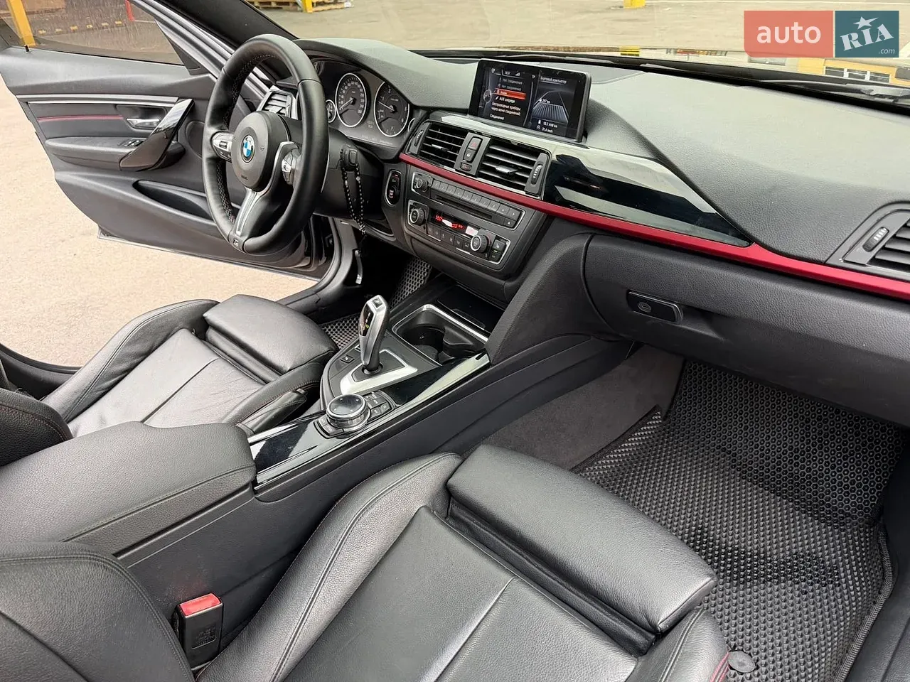 BMW 3 Series 2013 photo 2