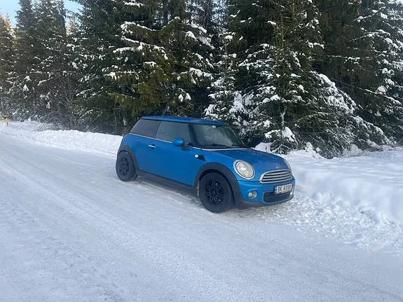 Mini One 2012 photo 2