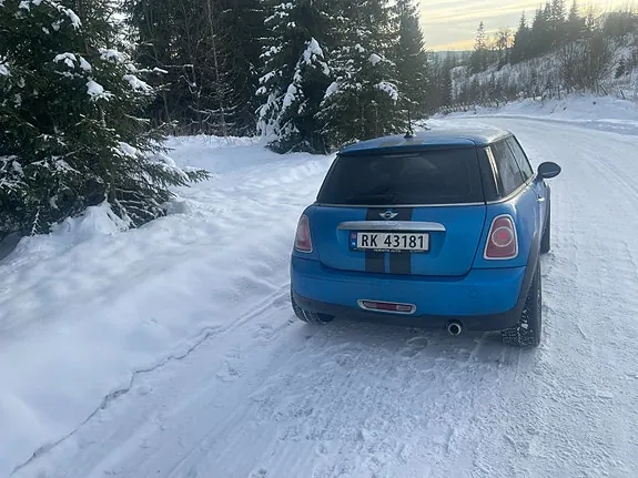Mini One 2012 photo 4