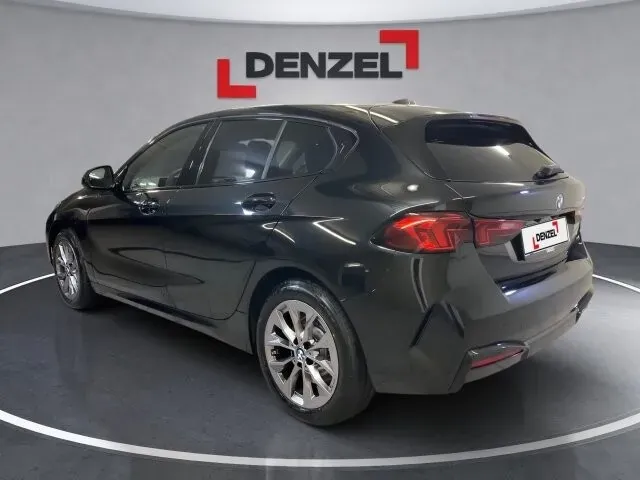 BMW 1 Series 2026 photo 3