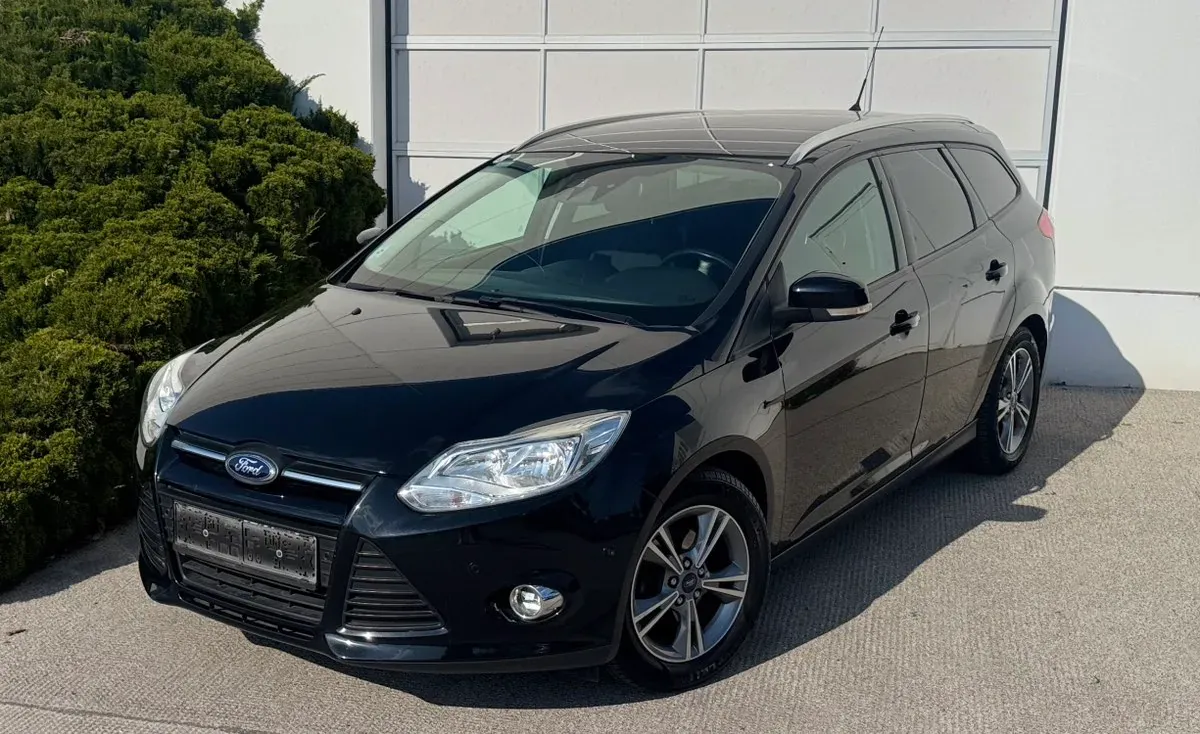 Ford Focus 2014 photo 2