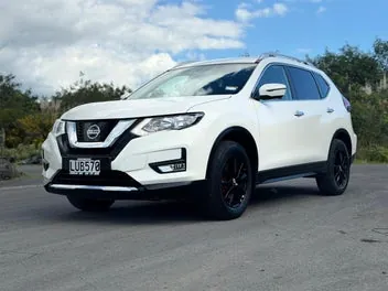 Nissan X-Trail 2018 photo 2