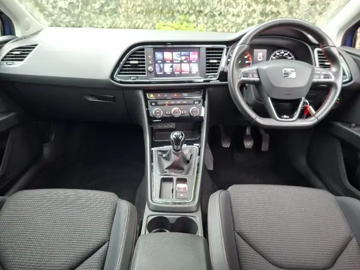 Seat Leon 2019 photo 3