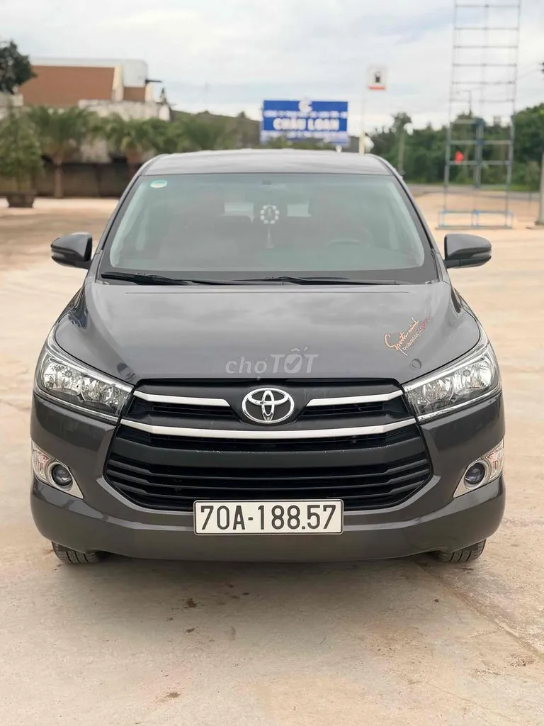 Toyota Innova 2019 photo 2