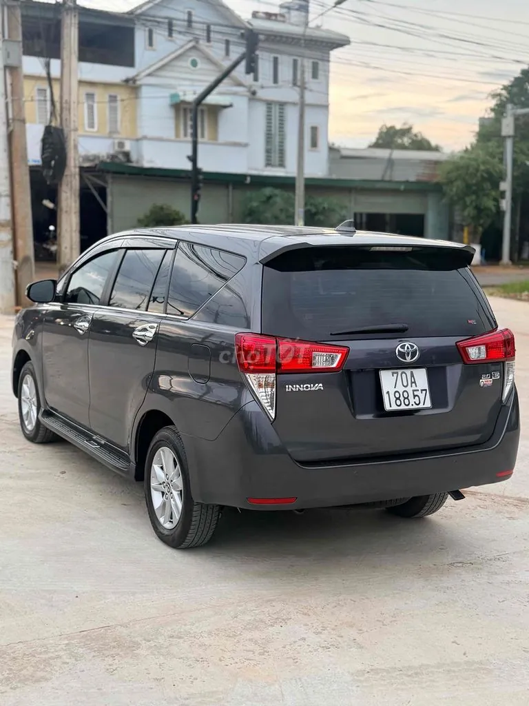 Toyota Innova 2019 photo 4