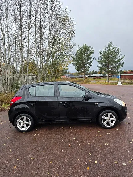 Hyundai I20 2009 photo 2