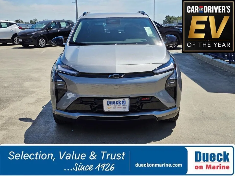 Chevrolet Bolt 2027 photo 3